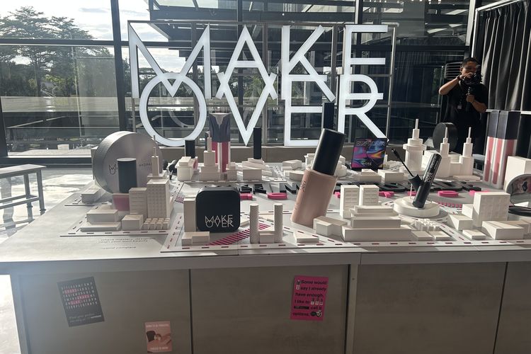 Make Over, MASTERSHADE ARCHI TECH, Make Over MASTERSHADE ARCHI TECH, Teknologi AI dalam kecantikan, Make Over Luncurkan Teknologi Analisa Struktur dan Rasio Wajah, Personalisasi makeup yang lebih presisi, Teknologi Face Archi/Tech™ pertama di industri kecantikan, Pendekatan baru untuk MUA dalam membaca struktur wajah, Pengalaman pengguna dalam menemukan identitas wajah sendiri, Pengalaman lain yang bisa dicoba pengunjung