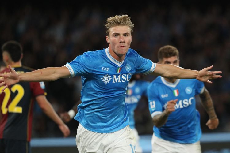 Liga Italia, Napoli, AC Milan, Hojlund, McTominay, klasemen Liga Italia, hasil Liga Italia, Genoa vs Napoli, Hasil dan Klasemen Liga Italia: Duo Jebolan MU Antar Napoli Tekan Milan, Hojlund-McTominay Antar Napoli Comeback, Napoli Tekan AC Milan di Klasemen, Hasil Liga Italia Pekan 25, Klasemen Liga Italia 2025-2026