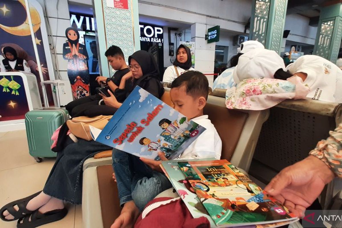Stasiun Pasar Senen, Lebaran 2026, Mudik Asyik Baca Buku 2026, Cara Unik Stasiun Pasar Senen Memanjakan Para Pemudik Lebaran 2026