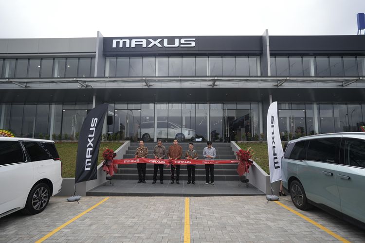 Maxus, kendaraan listrik, dealer, layanan purnajual, Maxus MIFA 9, MAXUS Indonesia, Menilik Cara Maxus Yakinkan Pasar Otomotif Indonesia