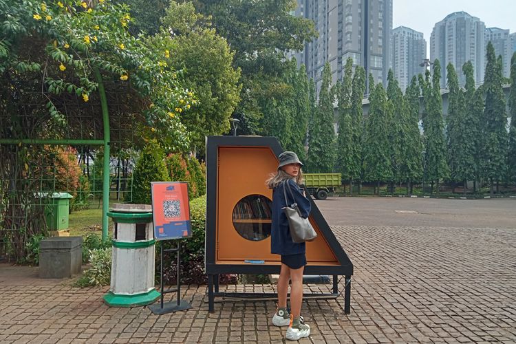 taman cattleya, taman cattleya jakarta barat, Aktivitas di taman cattleya, taman cattleya buka jam berapa, taman di jakarta barat yang bagus, Jalan-jalan ke Taman Cattleya, Apa yang Bisa Dilakukan?, 1. Berolahraga, 2. Piknik, 3. Duduk di tepi danau, 4. Baca buku gratis, 5. Main di air mancur