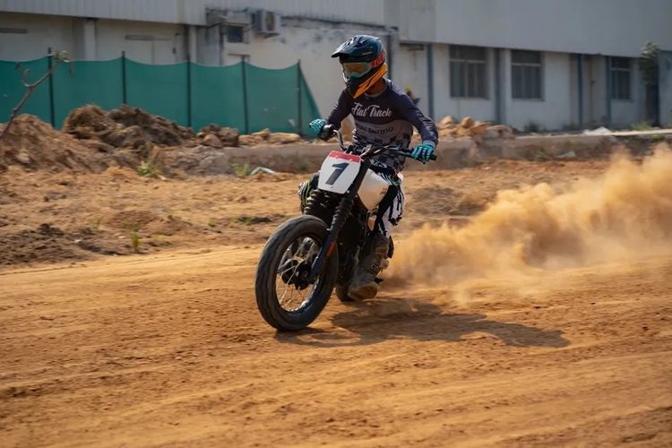 rakit lokal, Royal Enfield, Royal Enfield Buka Peluang Rakit Motor di Indonesia