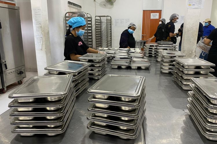 dapur MBG, SPPG, keracunan MBG, Keracunan MBG di Jakarta, keracunan mbg jakarta, dapur mbg jakarta, sppg di jakarta, Belum Ada Dapur MBG di Jakarta Miliki Sertifikat Higiene Sanitasi