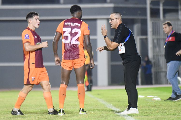 Borneo FC, Super League 2025-2026, Persib Bandung, Persija Jakarta, persija jakarta, persib bandung, Fajar Fathurrahman, Fajar Fathurrahman Tampik Anggapan Borneo FC Habis Bensin