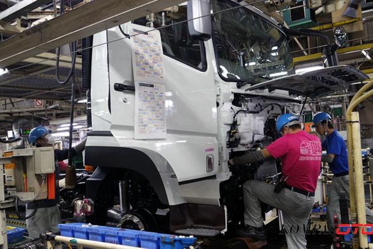 industri otomotif, Mitsubishi Fuso, Fuso Waspada Krisis Plastik: Industri Otomotif Nasional Bersiap