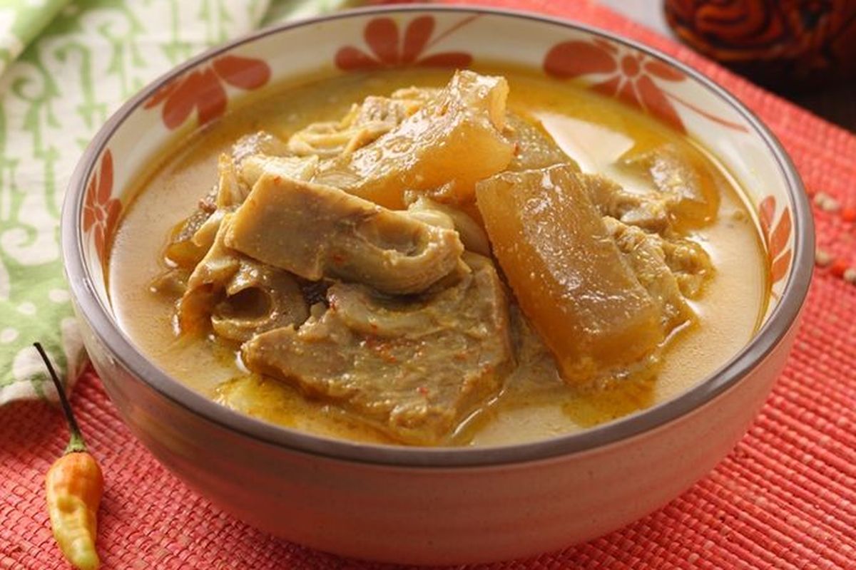 kikil kecombrang khas Medan, resep kikil kecombrang, Resep kikil kecombrang, Cara membuat kikil kecombrang, kikil kecombrang khas medan, olahan kikil pedas, olahan kikil, menu berkuah simple, cara membuat kikil kecombrang, Resep Kikil Kecombrang Khas Medan, Menu Berkuah untuk Makan Siang