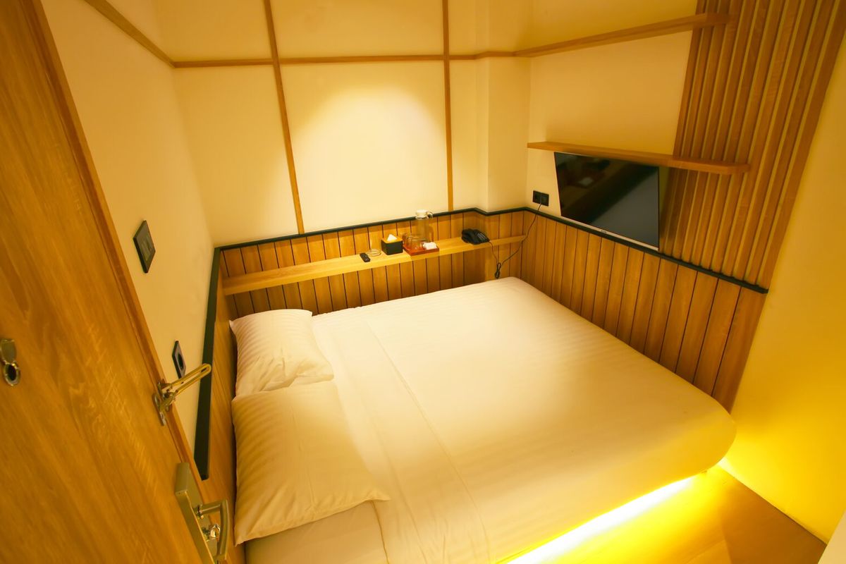 hotel bergaya Jepang di Jakarta, Tempat Staycation Unik, 5 Hotel Bergaya Jepang di Jakarta, 1. Kuretakeso Kemang Hotel, 2. Nostoi Hotel Jakarta, 3. Sakura Terrace Hotel Jakarta, 4. Verse Luxe Hotel Jakarta, 5. Hotel Mimaru Jakarta