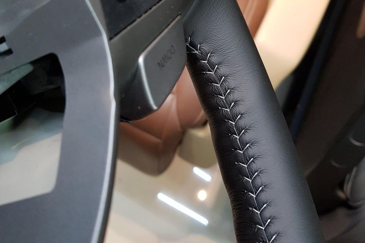 mobil Jepang, setir, Masalah Umum Interior Mobil Jepang, Kulit Setir Cepat Rusak