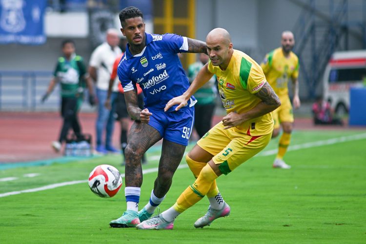 Persib, Persebaya, Bonek, Super League 2025-2026, Bernardo Tavares, Persebaya Vs Persib, Ujian Bajul Ijo Hadapi Tembok Kokoh Maung Bandung
