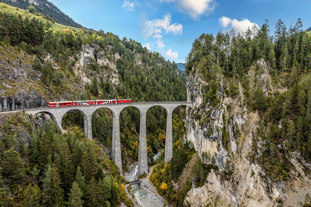 Landwasser World Passes, Landwasser World, Wisata Swiss, Landwasser World Swiss, harga Landwasser World Passes, Landwasser World Passes bayar berapa, Wisata Keliling Swiss Seharga mulai Rp 700.000, Mau Coba?