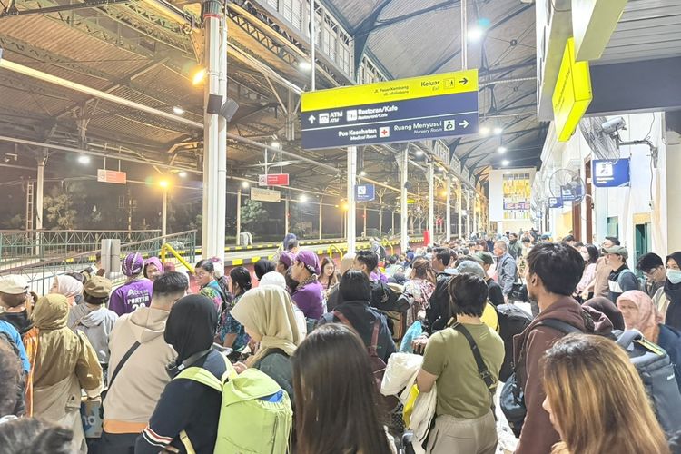 kereta api, long weekend, 10 Relasi Kereta Api Favorit Selama Long Weekend, Apa Saja?