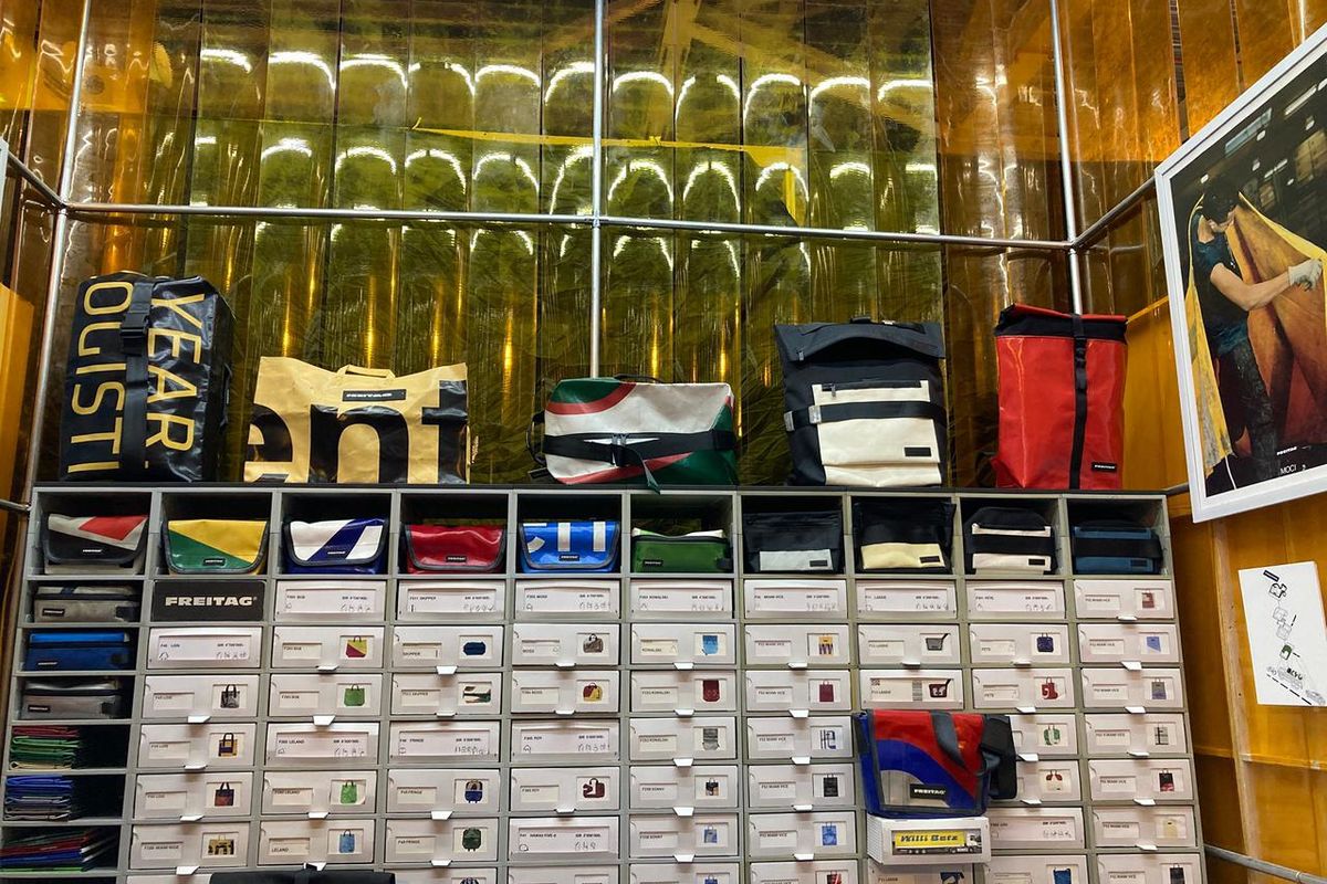 Freitag, Tommy Ambiyo Tedji, 2 Pilihan Tas Unik di brightspotCITY, Harga Mulai Rp 499.000