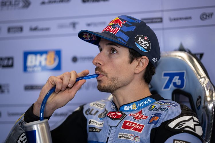 Alex Marquez, MotoGP Jerman 2025, Sachsenring, cuaca buruk, Tangan Masih Cedera, Alex Marquez Khawatir Wet Race di Sachsenring