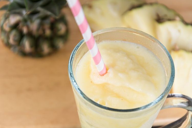 minuman sehat, Minuman pagi terbaik, minuman pagi terbaik, Minuman Sehat, minuman pagi sehat, Minuman Pagi Terbaik yang Sehat, Pas untuk Memulai Hari Anda, 1. Segelas Air, tapi buat lebih menyegarkan, 2. Ingin tingkatkan metabolisme? coba minuman ini, 3. Lelah saat bangun? Pilih minuman penambah energi, 4. Perut sensitif? Ini pilihan aman, 5. Sarapan praktis? Coba smoothie bernutrisi