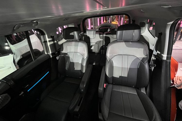 Jetour G700, performa buas, SUV PHEV premium, Jumpa Jetour G700: SUV PHEV Boxy Penantang Denza B5