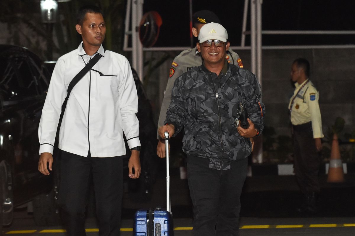 Lampung Tengah, Bupati Lampung Tengah, Ardito Wijaya, ott bupati lampung tengah, bupati lampung tengah ardito wijaya, OTT Lampung tengah, OTT KPK lampung tengah, Bupati Lampung Tengah Ardito Wijaya Ditangkap KPK Sehari Setelah Hadiri Hari Anti Korupsi Sedunia, Hadiri Hakordia 2025 Sebelum Terjaring OTT, Ditangkap KPK dan Dibawa ke Gedung Merah Putih, OTT Terkait Suap Proyek dan Pengesahan RAPBD, Ardito Wijaya. dari Dokter hingga Bupati Lampung Tengah, Baru 9 Bulan Menjabat Bupati Sebelum Ditangkap