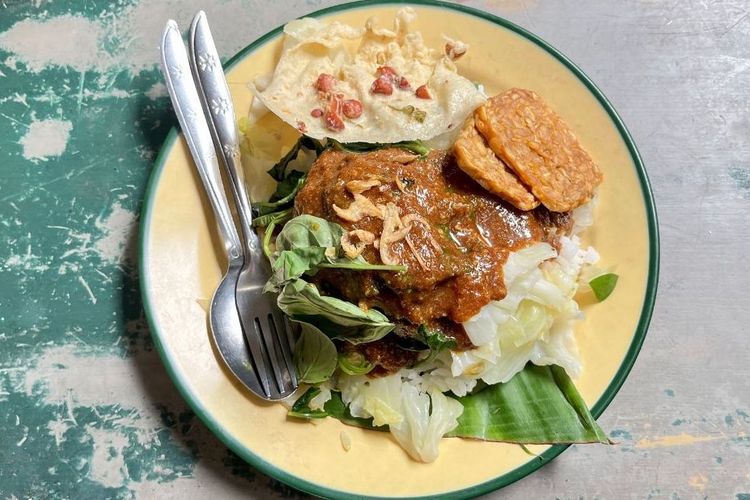 PRJ 2025, makanan di PRJ, kuliner di prj, makanan di prj, Daftar Kuliner PRJ 2025, dari Makanan Khas Daerah hingga Jajanan Jumbo, Makanan khas daerah di PRJ 2025, Jajanan PRJ dengan kemasan jumbo, Minuman PRJ 2025 porsi jumbo, Catat Jadwal Buka PRJ 2025