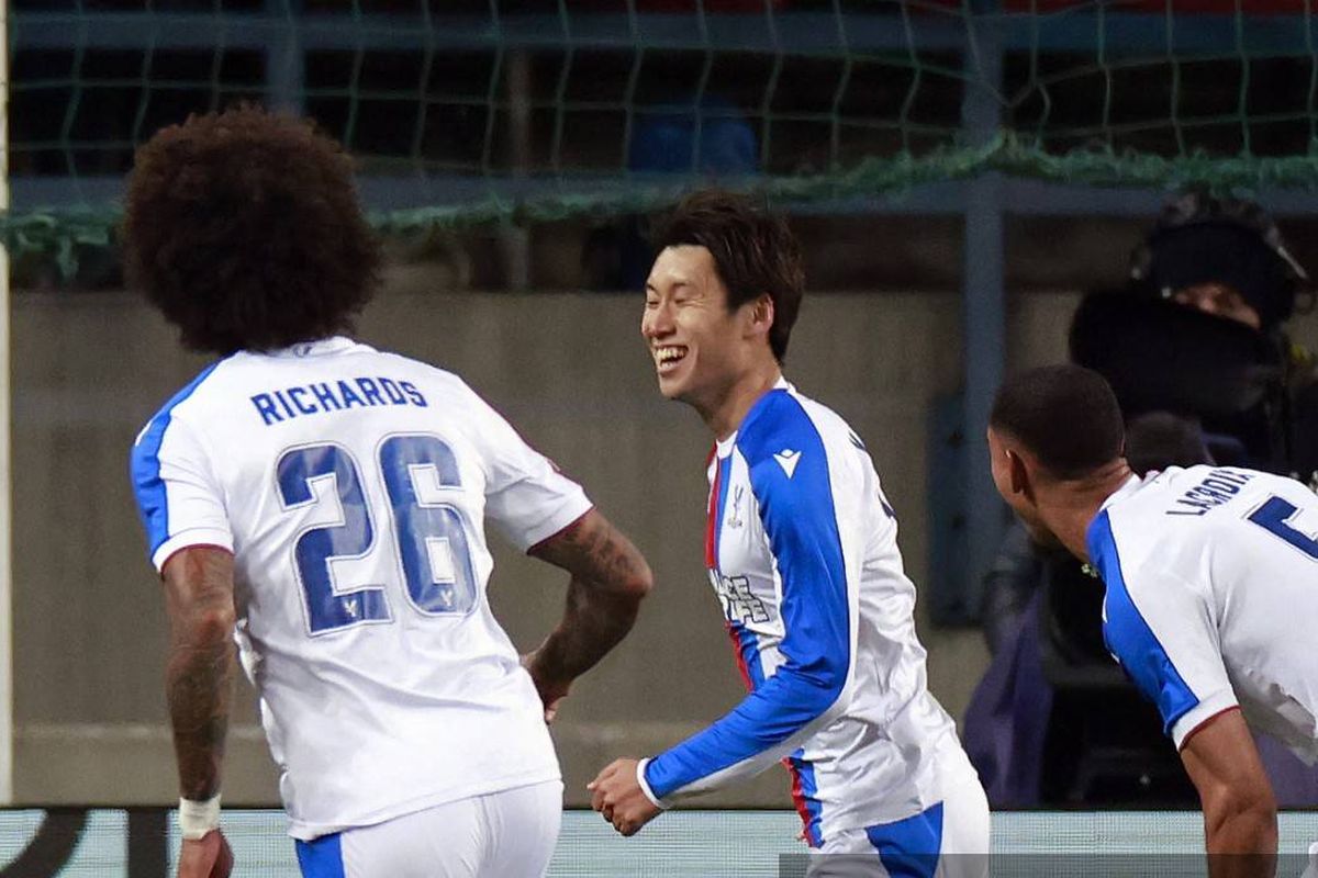 Crystal Palace, Shakhtar Donetsk, Conference League, Hasil Conference League: Crystal Palace Menang, Rekor Gol 21 Detik