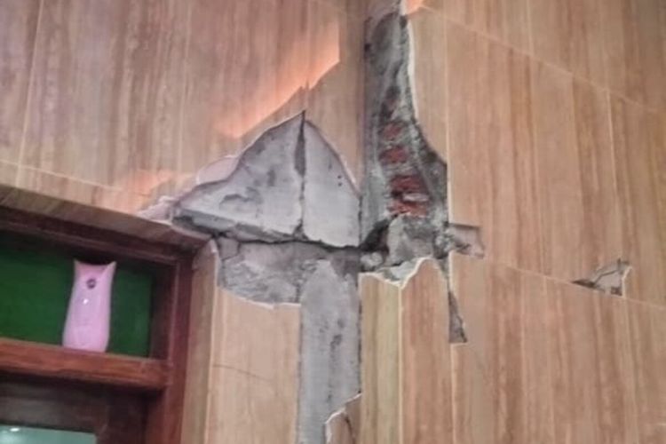 Gempa Bumi, Pacitan, Dampak Gempa Pacitan di Jateng: 17 Bangunan Rusak, Wonogiri Paling Terdampak