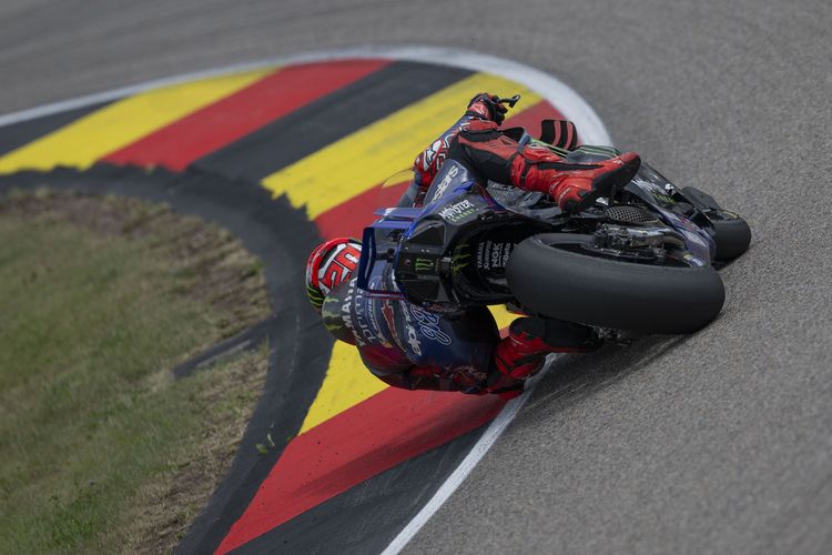Fabio Quartararo, Yamaha, MotoGP, Yamaha Menuju Era Mesin V4, Quartararo Bandingkan dengan M1