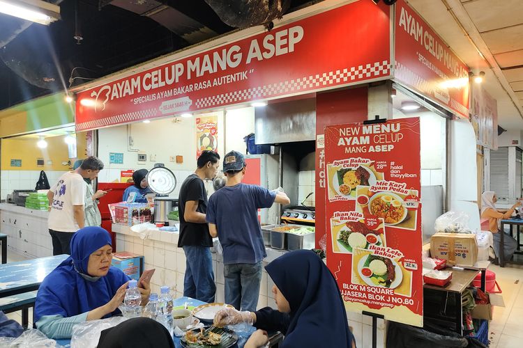 tempat makan di Blok M Square, rekomendasi tempat makan di Blok M Square, tempat makan di blok m square, rekomendasi tempat makan yang enak di blok m, rekomendasi tempat makan di blok m square, rekomendasi tempat makan enak di blok m, tempat makan di blok m yang murah, 7 Rekomendasi Tempat Makan di Blok M Square, Enak dan Murah, 1. Soto Padang Pak Malin, 2. Ayam Celup Mang Asep, 3. Ayam Penyet Sumber Rahayu, 4. Warung Bang Nasir Mie Aceh &amp;  Kopi Aceh, 5. Cireeng.in, 6. K'Day Xo Steak &amp; Grill, 7. Bakmie Khas Jaksel
