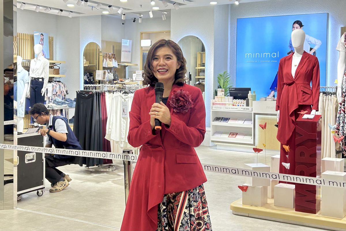 Merry Riana, fashion lokal, Irene Umar, Kementerian Ekonomi Kreatif, MRRY, tantangan Merry Riana bangun bisnis fashion, wamen ekraf irene umar, Cerita Merry Riana Bangun Brand Fashion Lokal dari Nol, Waktu Jadi Tantangan