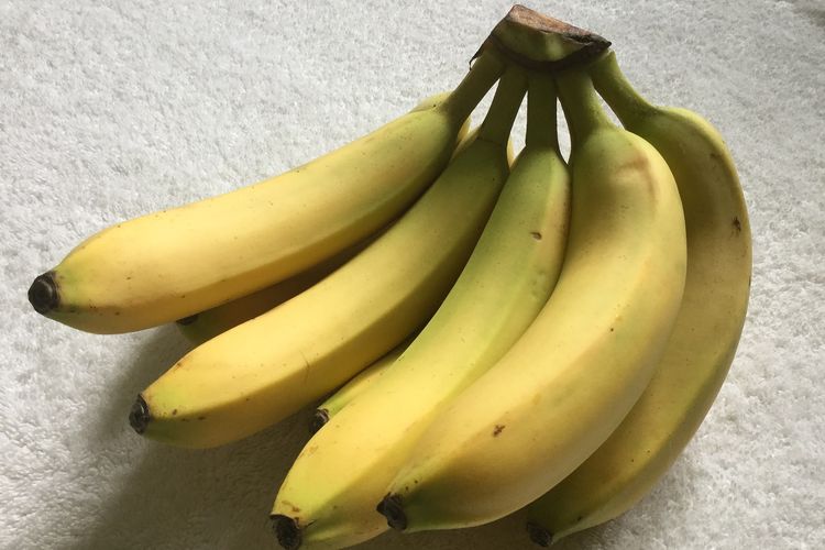 Manfaat Pisang Berbeda Sesuai Tingkat Kematangannya, Mana Paling Sehat?, Pisang belum matang, menjaga kestabilan gula darah, Pisang setengah matang, baik untuk kebutuhan serat, Pisang matang, cocok dikonsumsi sebelum olahraga, Pisang sangat matang, kadar gula lebih tinggi, Pisang terlalu matang, lebih cocok untuk diolah