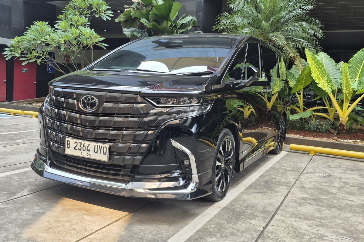 Toyota, Alphard, Hybrid, Denza D9, pajak tahunan, Pajak Kendaraan Bermotor, Ini Perbandingan Pajak Alphard dan Denza D9, Bisa Selisih Puluhan Juta
