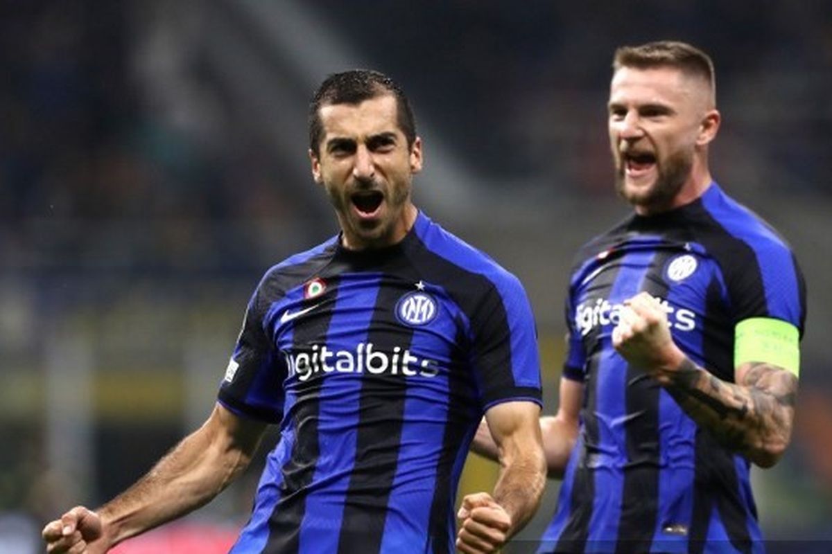 Barcelona, Liga Spanyol, Inter Milan, Koni de Winter, Juan Jesus, Napoli, Inter, Milan Skriniar, 3 Bek yang Masuk Radar Barcelona, Inter Siap Lepas Milan Skriniar?