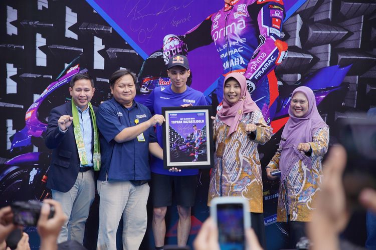 Yamaha MotoGP, Pramac Yamaha, YIMM, Toprak Razgatlioglu Hadir di Jakarta, Bawa Atmosfer MotoGP ke Sekolah