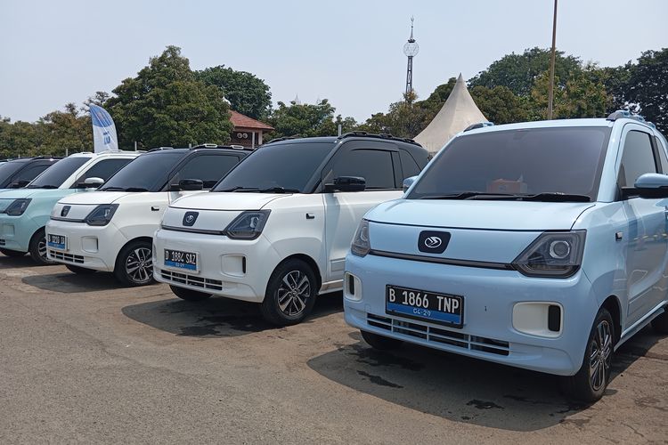 pasar Indonesia, mobil listrik, merek China, persaingan harga, pasar indonesia, Merek China, Konsumen Untung! Mobil Listrik China Banjiri Pasar Indonesia