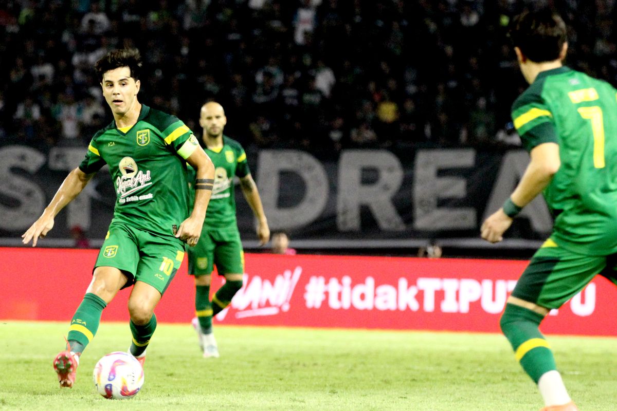 Persebaya Surabaya, Super League 2025-2026, Persebaya, PSS Sleman, Bruno Moreira, persebaya vs pss sleman, persebaya vs pss, Hasil Persebaya Vs PSS Sleman, Eduardo Perez Moran, Semangat Bruno Moreira, Persebaya Bergairah Menatap Super League