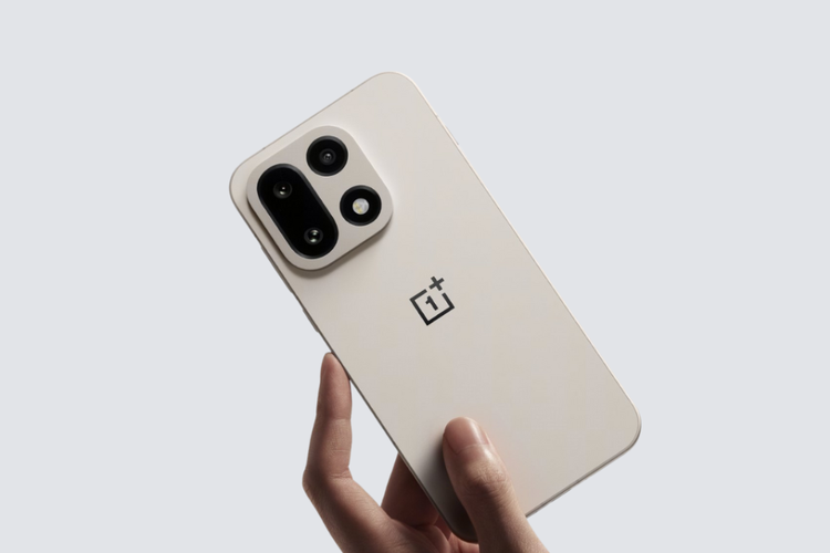 Smartphone, OnePlus, OnePlus 15, bocoran foto OnePlus 15, bocoran spesifikasi OnePlus 15, Bocoran Foto dan Spesifikasi OnePlus 15 Marak, Sengaja Dibocorkan?