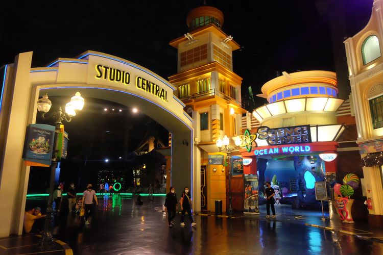 Tempat wisata ramah anak di Bandung, tempat wisata ramah anak di Bandung, tempat wisata di Bandung, tempat wisata ramah anak di bandung, tempat wisata di bandung untuk anak, tempat wisata di bandung yang lagi hits, rekreasi di bandung lembang, 10 Wisata Ramah Anak di Bandung, Pas untuk Libur Panjang Idul Adha, 1. Farmhouse Susu Lembang, 2. Orchid Forest Cikole, 3. Panghegar Waterboom, 4. Floating Market Lembang, 5. Jendela Alam, 6. Dusun Bambu, 7. Trans Studio Bandung, 8. Dago Dreampark, 9. Minimania Lembang, 10. Museum Geologi Bandung
