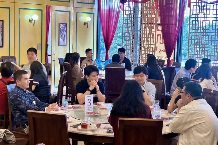 Single Meetup, Cindo Match, Single Meetup Cindo Match, Cara Seru Para Jomblo Cari Pasangan secara Langsung, Digelar rutin setiap bulan dan pesertanya bisa puluhan orang, Duduk dan membaur bersama para peserta lainnya, Games Jadi jembatan yang mencairkan suasana, Dibutuhkan usaha masing-masing peserta untuk melanjutkan relasi