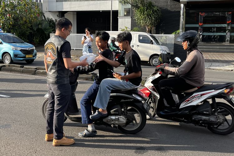 komunitas, HOG Anak Elang Jakarta Chapter, HOG Anak Elang Jakarta, Buka Puasa dan Berbagi dengan Anak Yatim