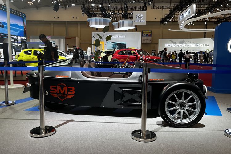 SM3 Wheeler, Studio Motor, Donny Ariyanto, GJAW 2025, SM3 Wheeler: Kendaraan Roda Tiga Unik di GJAW 2025