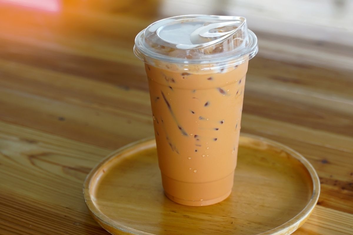 promo hut ri 2025, promo minuman hut ri, diskon minuman kemerdekaan, promo kopi agustus, promo teh agustus, minuman murah hut ri, 12 Promo Minuman HUT RI 2025, Kopi hingga Teh Mulai Rp8 Ribu, 1. Djournal Coffee, 2. Chatime, 3. Tomoro Coffee, 4. Excelso, 5. Fore Coffee, 6. Re.juve, 7. Ta Wan, 8. Croco, 9. Teh Kotjok, 10. Hop Hop, 11. KOI The