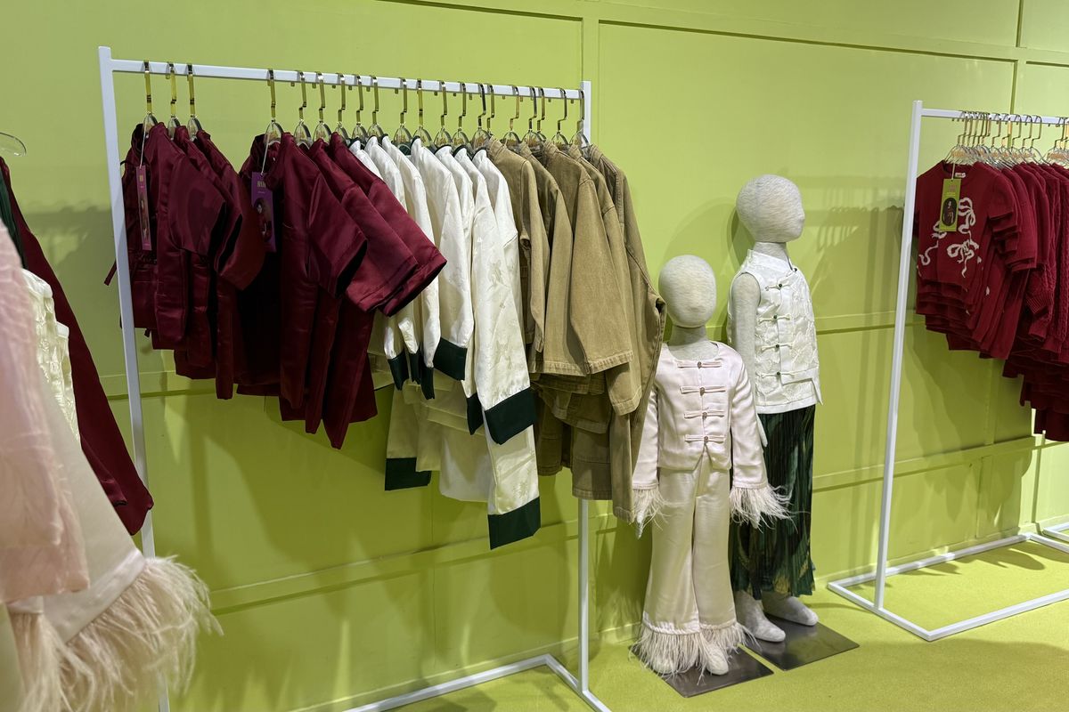 OADKIDS, Baju anak, 7 Rekomendasi Baju Anak yang Bisa Dibeli di OADKIDS Pop-up Market, 1. Cheongsam motif pastel katun, 2. Dress anak knit katun , 3. Cheongsam denim katun, 4. Piyama bahan tencel, 5. Atasan anak model cheongsam stain-resistant, 6. Dress tulle bordir, 7. Outfit anak kasual dengan warna lembut