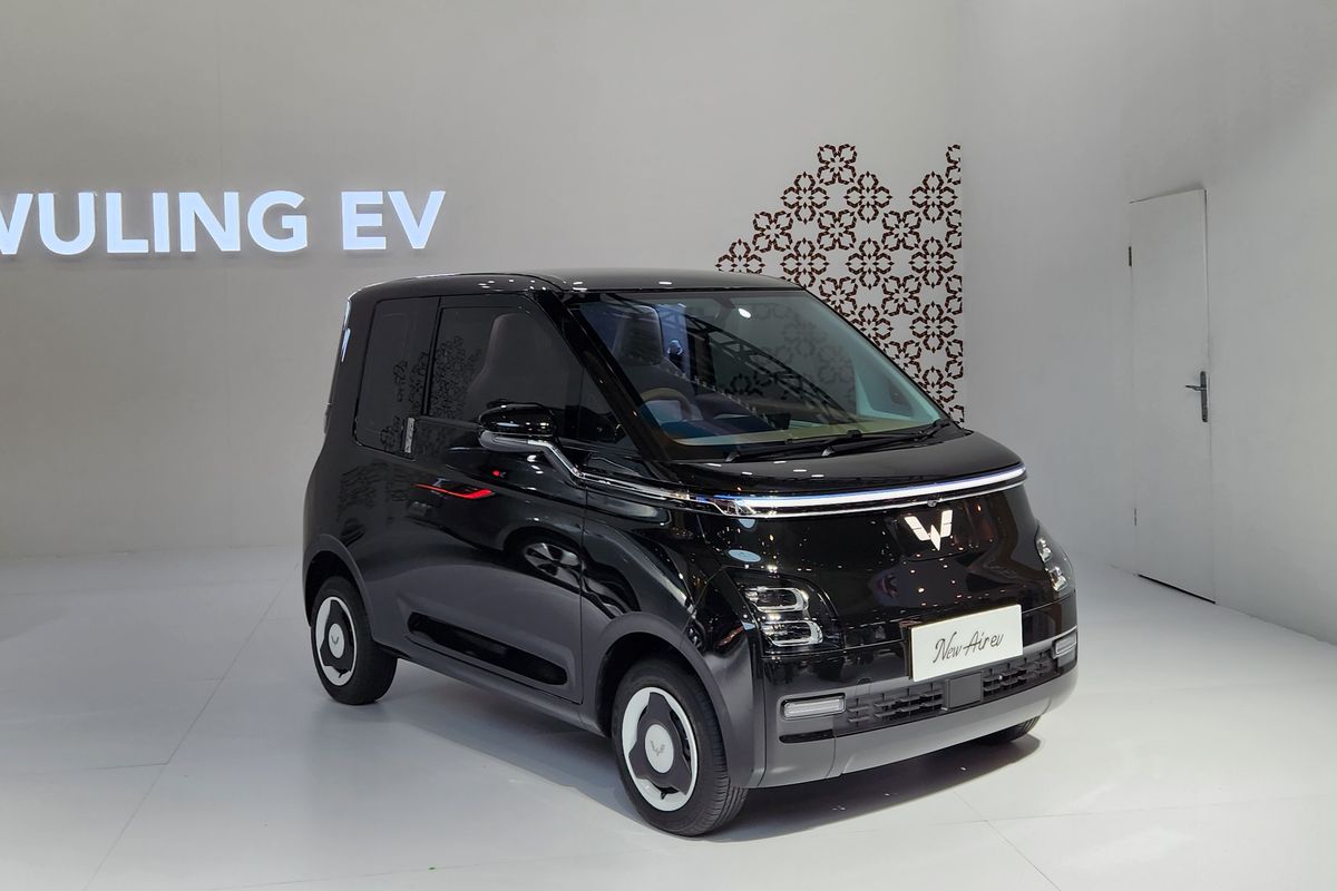 spesifikasi Wuling Air ev, diskon mobil listrik, GIIAS 2025, Rocky hybrid, Fronx, Spesifikasi Wuling Air ev, Mitsubishi Destinator, SUV Keluarga, Diskon Mobil Listrik, Hyundai Venue, SUV Ringkas, SUV ringkas, Rocky Hybrid, suv ringkas, Populer Otomotif, artikel terpopuler, Spesifikasi wuling air ev, SUV keluarga, Air ev  Rp 100 Jutaan, Rocky Hybrid Mepet Fronx