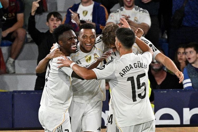 Real Madrid, Xabi Alonso, Liga Spanyol, Levante vs Real Madrid, Skor Levante Vs Real Madrid, Xabi Alonso Bicara Pergeseran Skema 3 Bek
