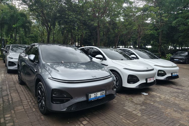 XPENG, XPENG Indonesia, XPENG G6 Pro, Xpeng Serahkan 100 Unit G6 ke Konsumen dan Ajak Road Trip Singkat, Kendali Pintar dalam Genggaman, Akomodatif di Kemacetan Jakarta, Catatan Ergonomi: Terlalu Bergantung pada Layar, Kelincahan Fitur XPilot di Jalan Tol, Kesimpulan