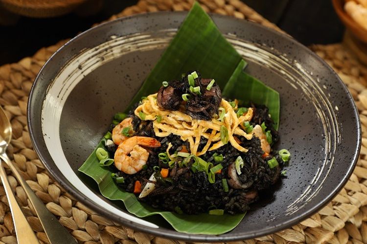 Masak Cumi Hitam Empuk, Ini Cara Hilangkan Bau Amis, Bahan Cumi Hitam, Bumbu Cumi Hitam, Cara Membuat Cumi Hitam, Tips Agar Cumi Hitam Empuk dan Tidak Amis