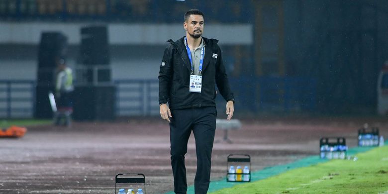Persita, Bali United, Eber Bessa, Carlos Pena, Persita Tangerang, Persita Vs Bali United: Misi Eber Bessa Taklukkan Mantan Klub demi Tiga Poin