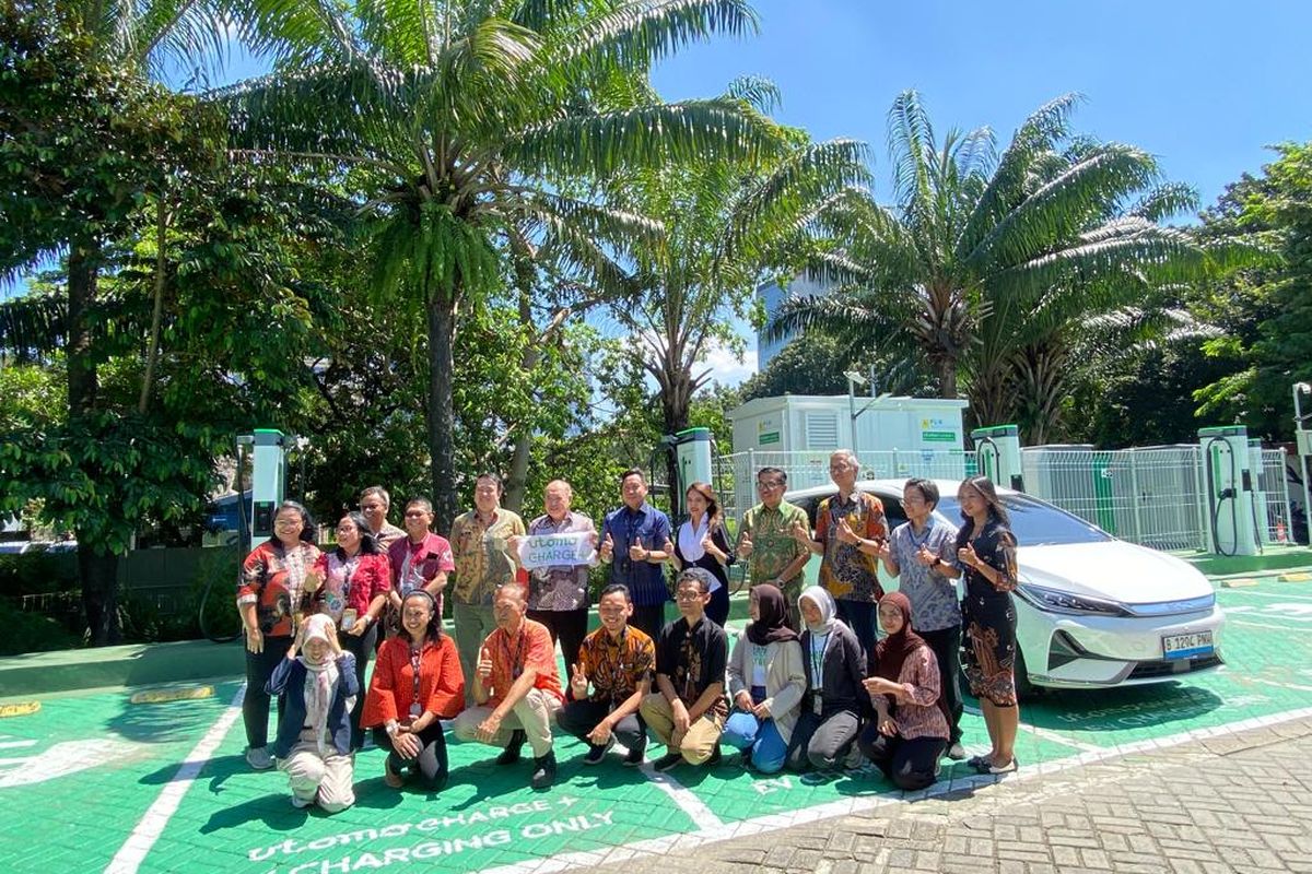 kendaraan listrik, SPKLU, fast charging, Mobility Urban Hub Palmerah, Tersedia 12 SPKLU Ultra Fast Charging