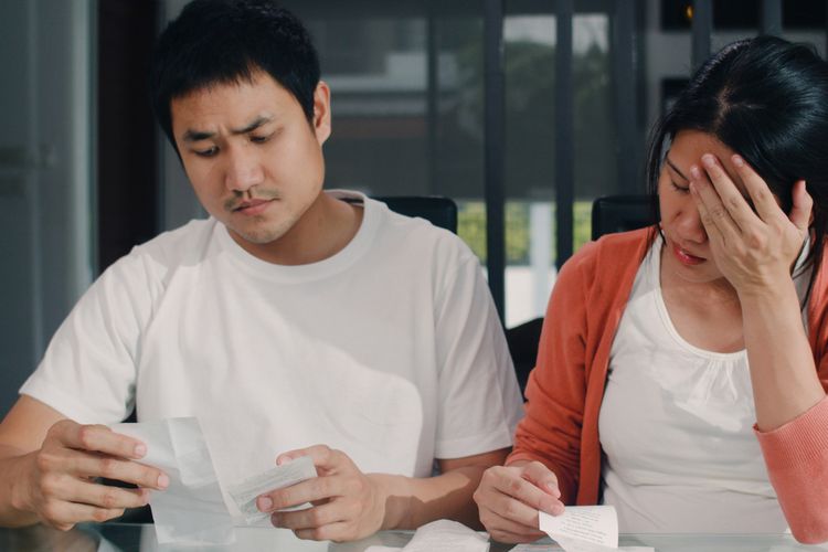 kebutuhan dasar anak, perkembangan anak, Tekanan mental, Takut Gagal Jadi Orangtua, Psikolog Sebut Standar Parenting Kini Terlalu Tinggi, Dari sekadar cukup menjadi serba ideal, Beban kognitif dan tekanan mental, Takut gagal menjadi orangtua, Kesiapan mental jadi pertimbangan utama