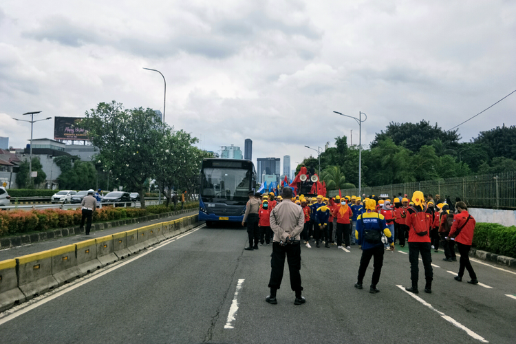Demo, aksi unjuk rasa, rute alternatif, demo, demo di jakarta hari ini, aksi demo, Ada Demo di 4 Titik Jakarta Hari Ini, Simak Rute Alternatifnya