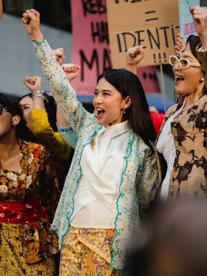 Dian Sastrowardoyo, Hari Kebaya Nasional, Putri Marino, inspirasi berkebaya, Yura Yunita, Hari Kebaya Nasional 2025, Sherina, Lutesha, inspirasi kebaya, hari kebaya nasional 2025, 5 Gaya Kebaya Selebritas untuk Inspirasi Hari Kebaya Nasional, Sherina hingga Putri Marino, 1. Yura Yunita, 2. Dian Sastrowardoyo, 3. Sherina Munaf, 4. Lutesha, 5. Putri Marino