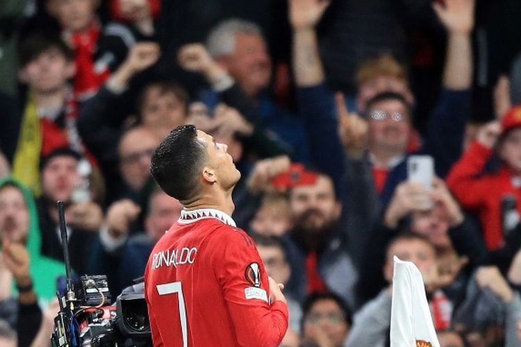 Manchester United, Liga Inggris 2025-2026, Bruno Fernandes, Cristiano Ronaldo, Sir Matt Busby, David de Gea, Bruno Fernandes Lewati Rekor Penghargaan Cristiano Ronaldo di Man United