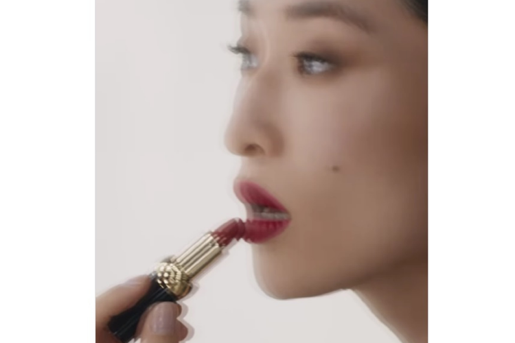 Louis Vuitton, la beaute louis vuitton, louis vuitton lipstik, louis vuitton lip balm, louis vuitton eyeshadow palette, harga makeup louis vuitton, makeup louis vuitton, harga louis vuitton, Louis Vuitton Rilis Koleksi Makeup Perdana, Lipstik hingga Eyeshadow Rp 2 Jutaan